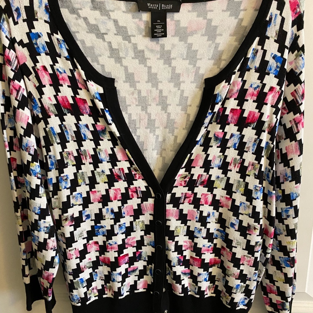 White House/Black Market Ladies Sweater